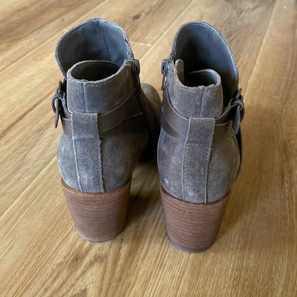 Crown Vintage Suede Booties - Picture 3 of 5